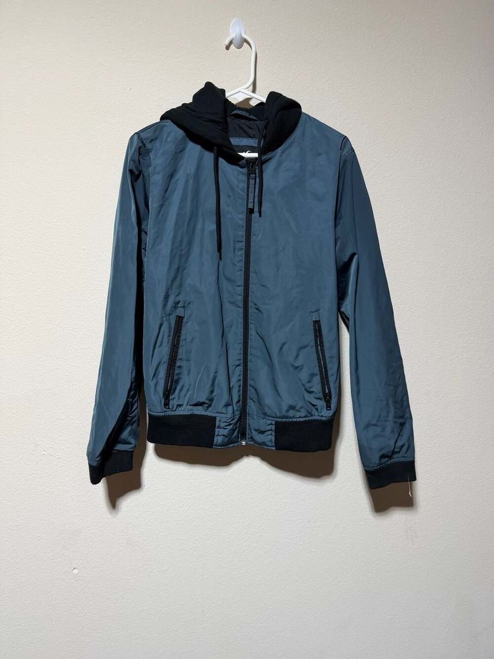 Hollister Men's Blue Lightweight Hooded Bomber Windbreaker Jacket